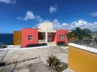 La Vue de Basseterre - Luxurious, private, one bedroom apartment in Bird Rock - Wifi