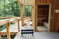 Loire Valley Lodges - Hotel - СПА