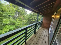 Cozy Loft nestled atop of Snowshoe