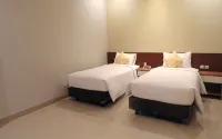 Moscha Hotel Surabaya - Gym