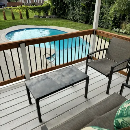 Family fun-house w/POOL & Game Room, 5 min from Airport and Rosement attractions