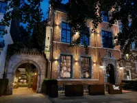 Castelsuites - Charming Luxury Boutique Suites - Bed and Breakfasts