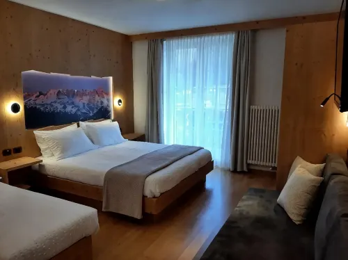 Hotel Garni Arnica - Mountain view