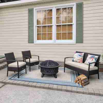 Chic Central Cottage- Wood Floors, Fireplace, Hospital/Vsu Firepit, Pet Friendly Others