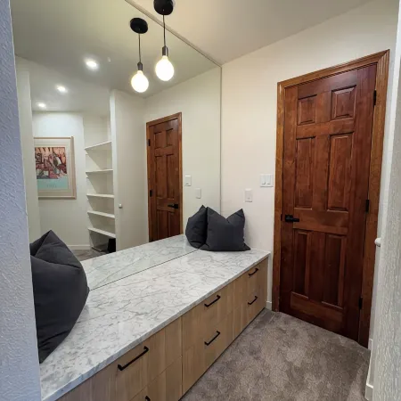 Rimview Lake Powell Home-Stunning views and a spacious family friendly home!