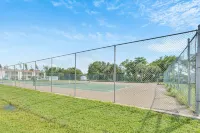 Renovated 5-Star Condo - Pool & Tennis – Near Fort Myers Beach