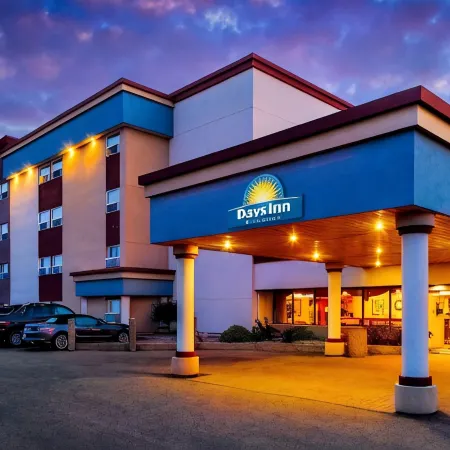 Days Inn & Conference Centre by Wyndham Camrose Norsemen