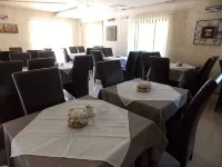 Guesthouse Vila Dnd - breakfast