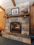 Pet Friendly Secluded 5Br Poconos Lake Retreat with Beach and Skiing - Alphydda