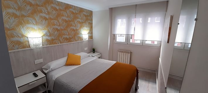 Hostal Verdemar โรงแรมในกิฆอน