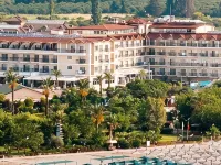 L'Oceanica Beach Resort Hotels near Kiris