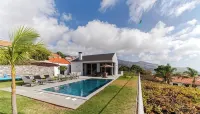 OurMadeira - Calheta Heights, Modern