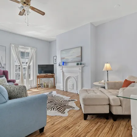 Historic Flat Best DT Location