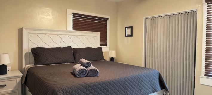 Sequoia Escape 3BR Home w/ King Bed & In-Unit Laundry Hotels in Visalia