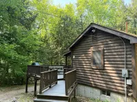 Charming 3-bedroom cabin in Madison, NH with private access to lake. - Wifi