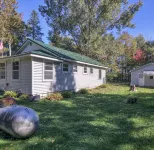 Cozy 2-bedroom cabin in the beautiful Northwoods on Lac Courte Orielles Lake!
