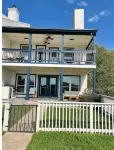 Linda's Lake House Waterfront on Lake Conroe