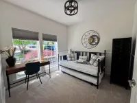 Swim Spa + Hot Tub, Private backyard, 6 Bedrooms - 4-Star