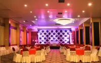 The Aananda Imperial - Breakfast