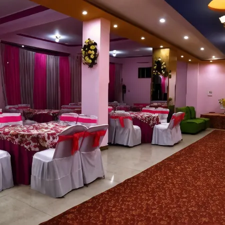 Hotel Sarla Regency