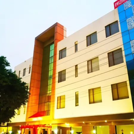 Hotel Mukund Residency