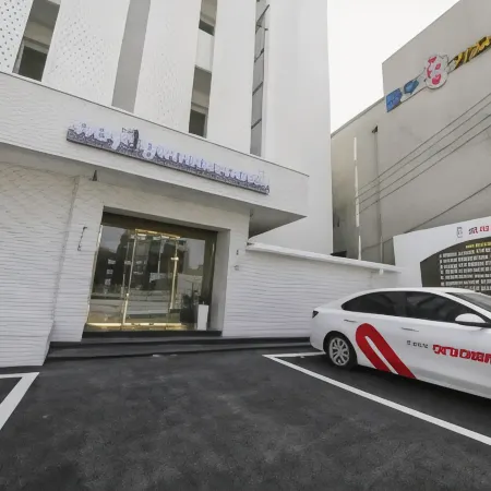 Hey Gunsan Hotel