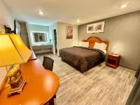 Ozark Inn & Suites - Motels