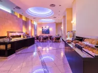 Alexandra Hotel&Apartments - breakfast