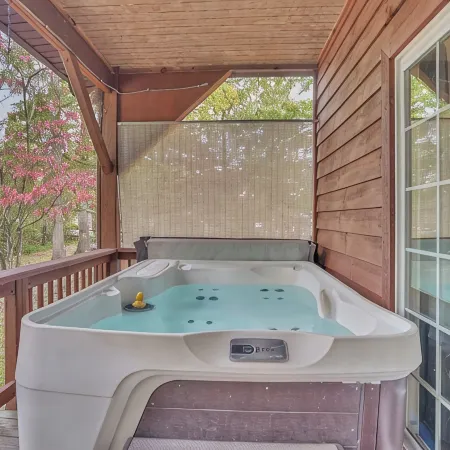 The Retreat at Rockridge ( HotTub )