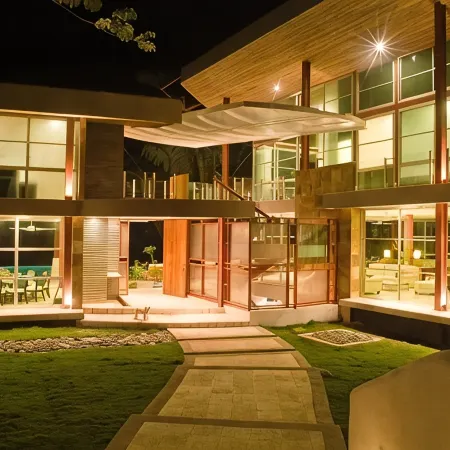 Luxury Villa, In House Spa & Gym, Hotel-size Pool, Event Tent, Chef Included