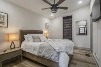 Luxury @  LaFayette Place, downtown New Albany. Minutes to Louisville. - 3 tähden