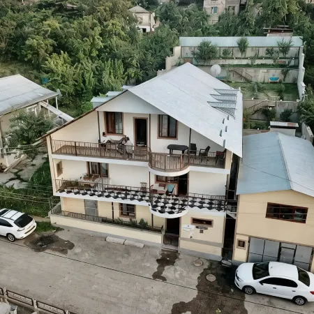 GuestHouse M22