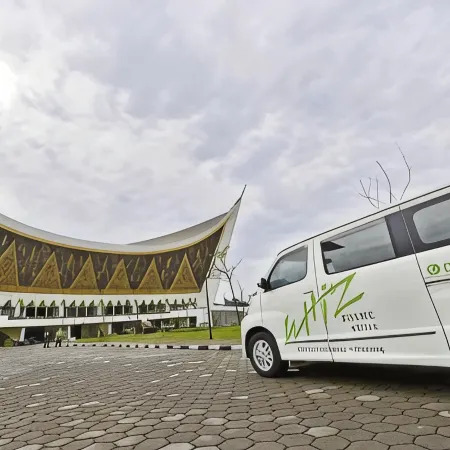 Whiz Prime Hotel Khatib Sulaiman Padang