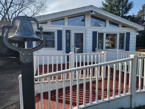 NEW! Royal Bungalow Lake House W/ Lake view & access - Canadian Lakes - Gym