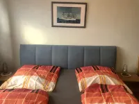 An der Wiese 1 für 2 Gäste Inkl. Bettw., Wlan, Südbalkon und Parkplatz am Haus Hotels in Prerow