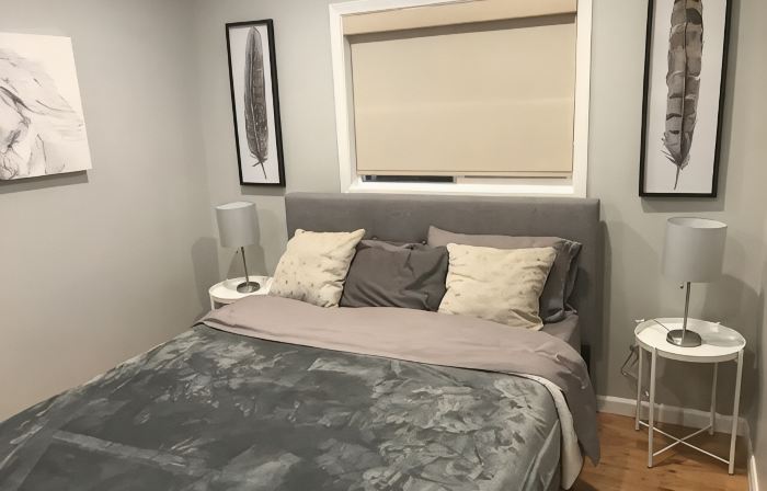 Charming Parkside Bungalow-2 blocks from downtown!