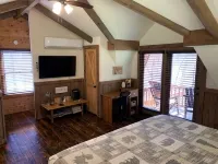 La Petite Maison - French Inspired Chalet - Boutique