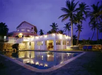 Blue Haven Hotel - Bacolet Bay - Tobago - Pools