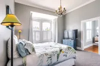 2024 Bach of the Year Property Fully renovated villa in heart of Greytown - 빌라