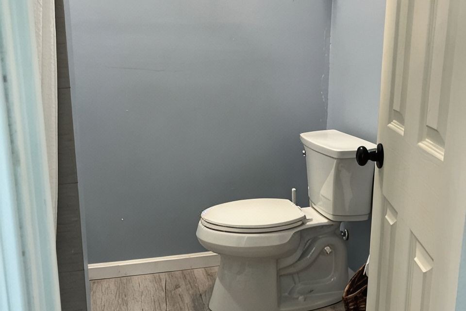 Photo 5 of 6