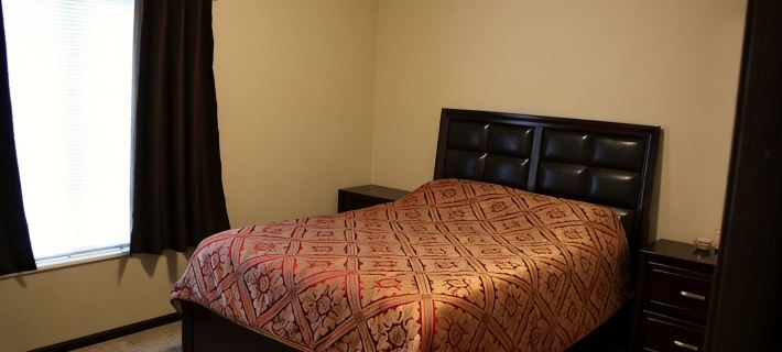 Cozy 2-bedroom condo in Waterloo south side with AC, WiFi & cable TV Hotels in Waterloo