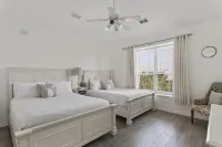 Gulf Views-Near Henderson-Heated Spa-Sleeps 16 +Owner's Quarters ADD on Option - Private Pool
