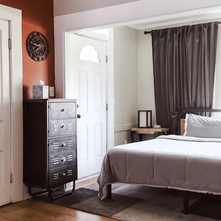 The Edge: Double King Bedroom Suite