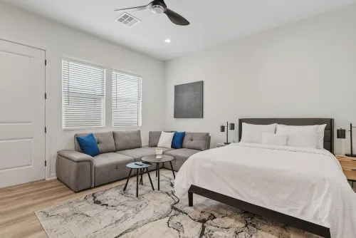 Cozy + Modern Suite by AZ Athletic Grounds! - บังกะโล