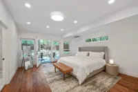 Immaculate home in the heart of wine country - Private Pools