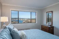South Shore 1 Bdrm! Gameroom! MiniGolf, 2 Pools, Pickleball, Tennis, Etc! - 4-Star