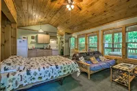 Nantahala Cabins - balcony