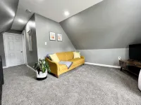 Amazing Deal: Spacious 4-Bed, 2-Bath Duplex Apartment! - 4-Star