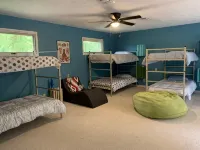 Spacious Lake Escape Near Conley Bottom - 3-Star