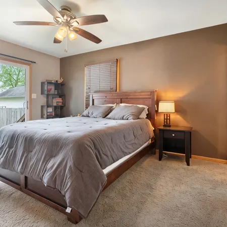 Family Getaway 2BR/2BA with Sauna - Air Hockey - Bar